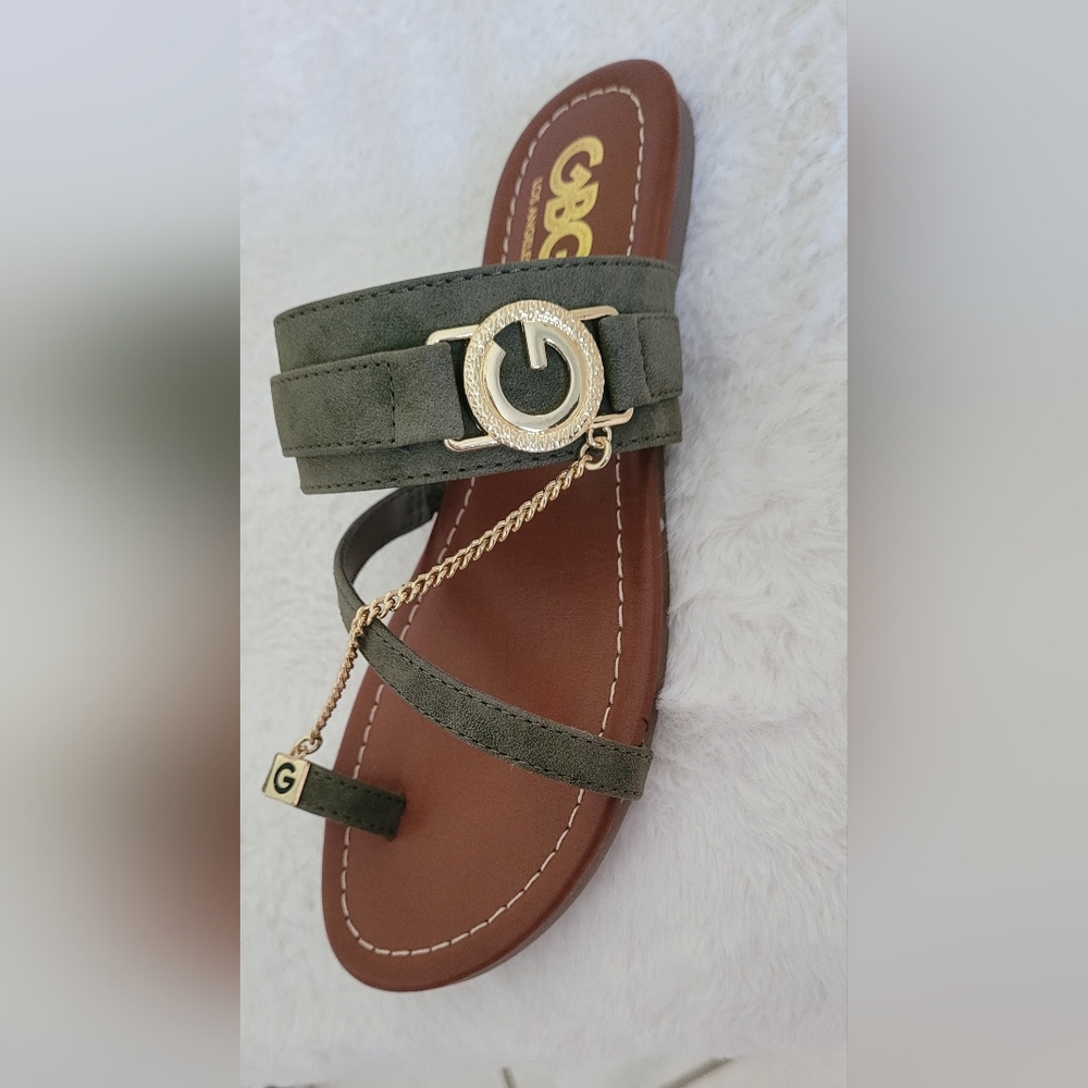 GUESS Sandals - Picture 3 of 3